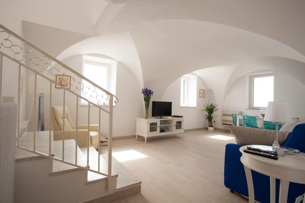 A Casa Di Laura Villa Amalfi Luaran gambar